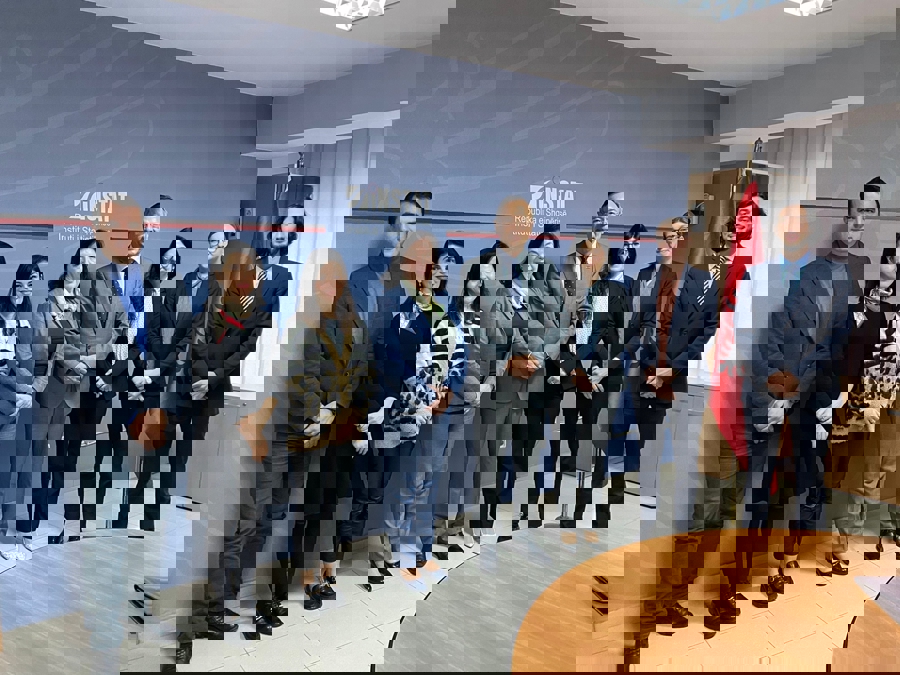 0
